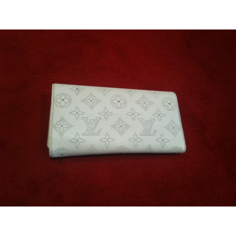 NEUF portefeuille Louis Vuitton monogramme MAHINA cuir Amelia organisateur  rose