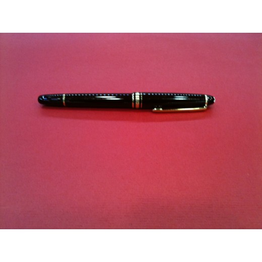 Stylo plume Montblanc Meisterstück bordeaux