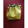 Sac Louis Vuitton Noé  en cuir épi jaune