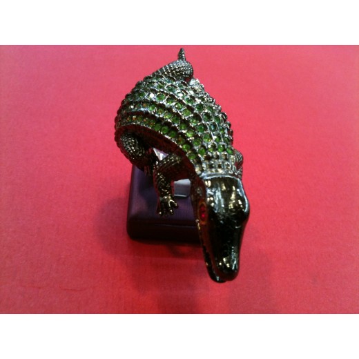 Bague de créateur avec tsavorites et rubis sur argent
