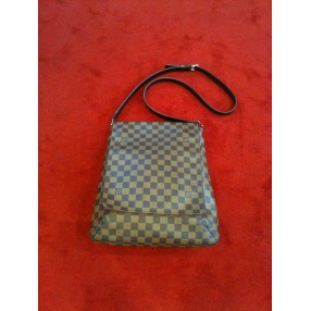 Sac Louis Vuitton Musette en toile damier ébène