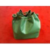 Sac Louis Vuitton Noé  en cuir épi vert