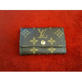 Porte-clés Louis Vuitton Multiclés 6 en toile monogram.