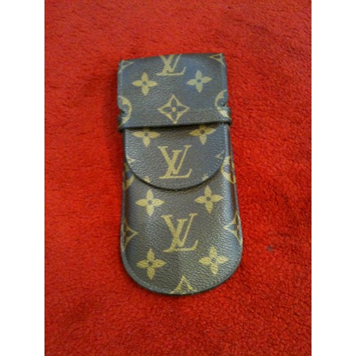 Etui à lunettes Louis Vuitton à rabat en toile monogram