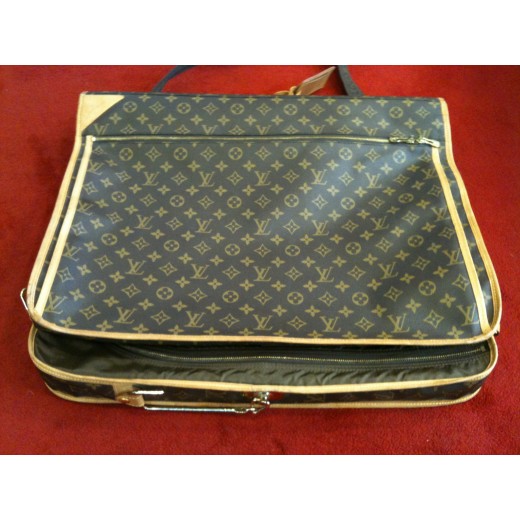 Porte-habits Louis Vuitton 3 cintres en toile monogram