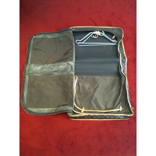 Porte-habits Louis Vuitton 3 cintres en toile monogram