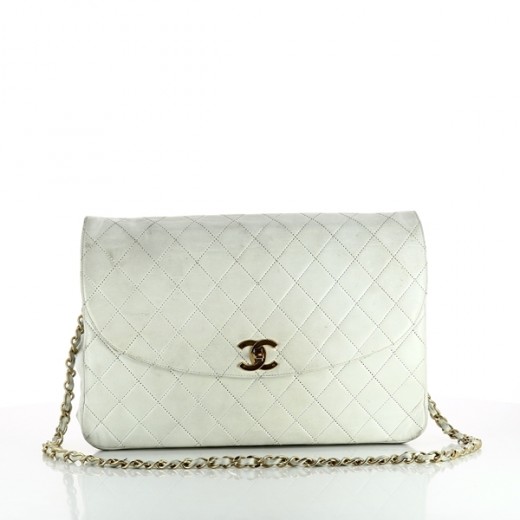 Sac Chanel matelassé en cuir blanc