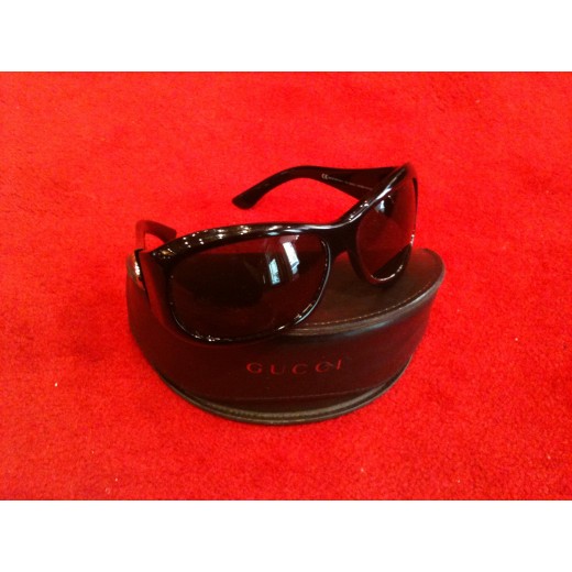 Lunette de soleil " Gucci "