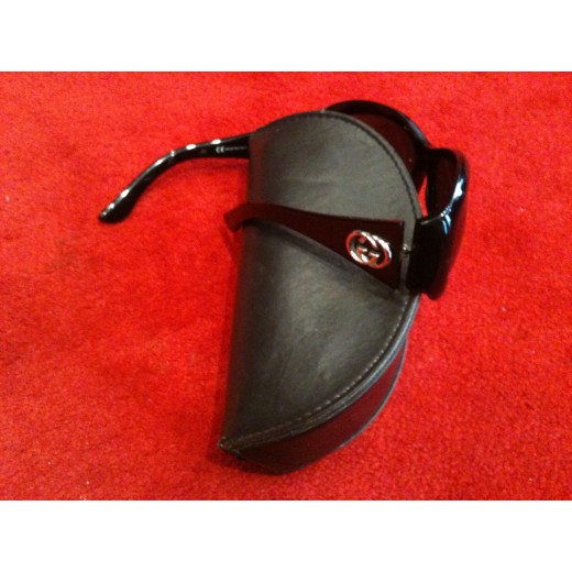 Lunette de soleil " Gucci "