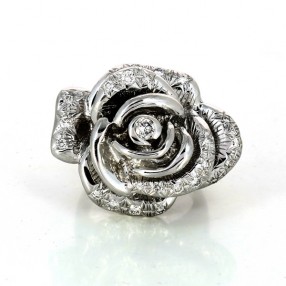 Bague Rose en or blanc18k et Diamants