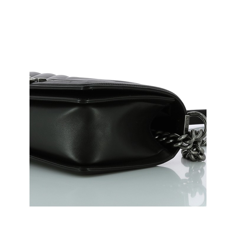 Sac Chanel Boy en cuir de veau chevrons noir