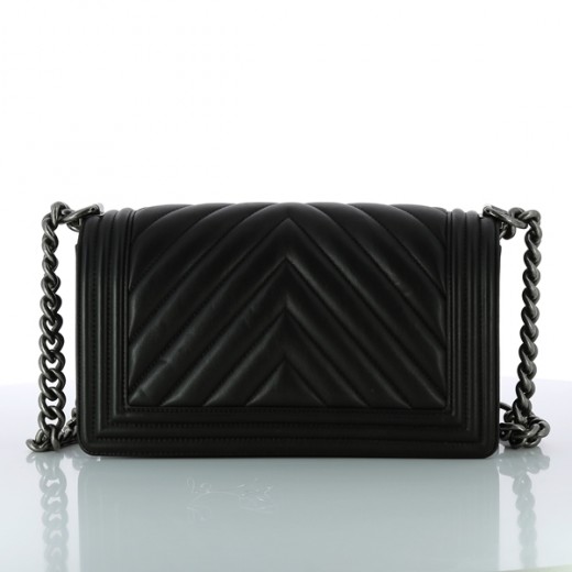 Sac Chanel Boy en cuir de veau chevrons  noir