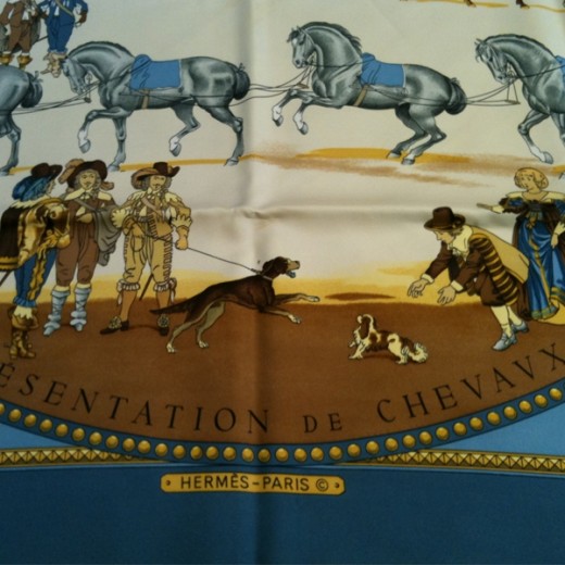 Foulard Hermès Thème Chevaux - Soie Beige - Vintage - Occasion Excellent État