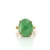 Bague moderne en or jaune et jade 