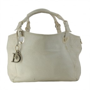 Sac Christian Dior en cuir blanc cassé