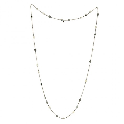Sautoir Chanel Vintage en métal doré et perles