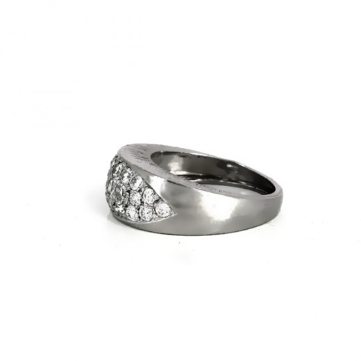 Bague pavage diamants 