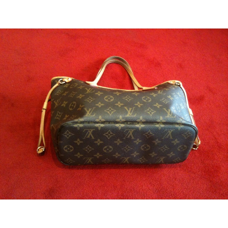 Sacs Louis Vuitton Neverfull Blanc d'occasion