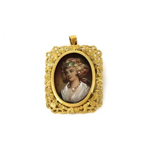 Broche avec portrait peint