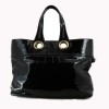 Sac Yves Saint Laurent en cuir vernis noir