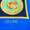 Foulard Céline Bijoux fond bleu en soie