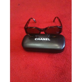 Lunette de soleil  " Chanel "