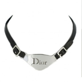 Collier Dior en métal argenté et cuir noir