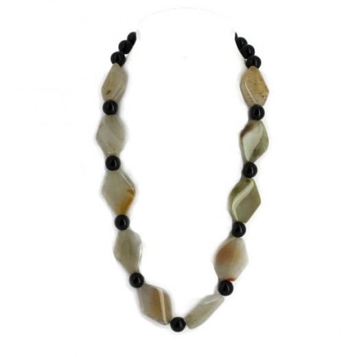 Collier en agate et onyx