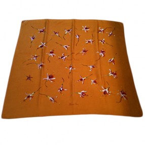 Carré Hermès Fleurs de Fuchsia en soie
