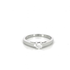 Solitaire en or blanc 18k