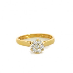 Bague pavage diamants en or...