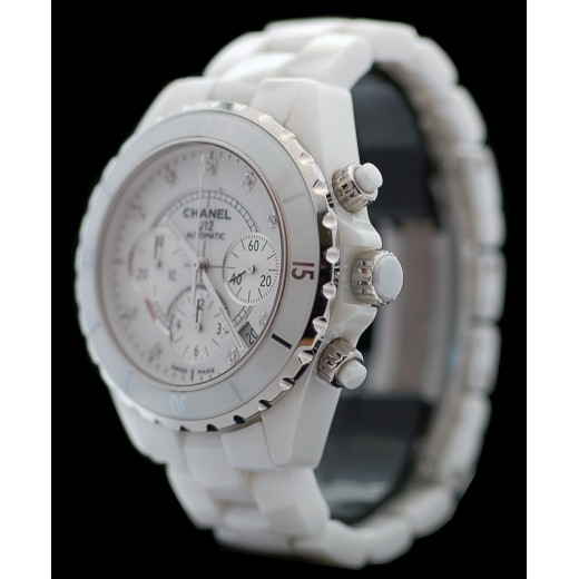 Montre CHANEL J12 Chrono