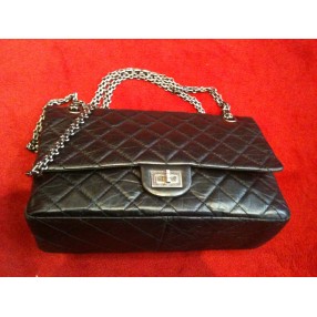 Sac Chanel " 2 55 " noir