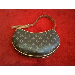 Sac Louis Vuitton " Croissant "