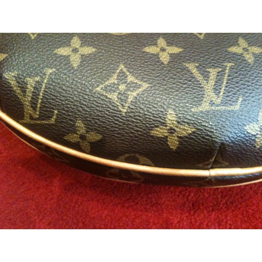 Sac Louis Vuitton " Croissant "