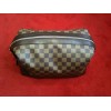 Trousse Louis Vuitton " Vaslav washbag "