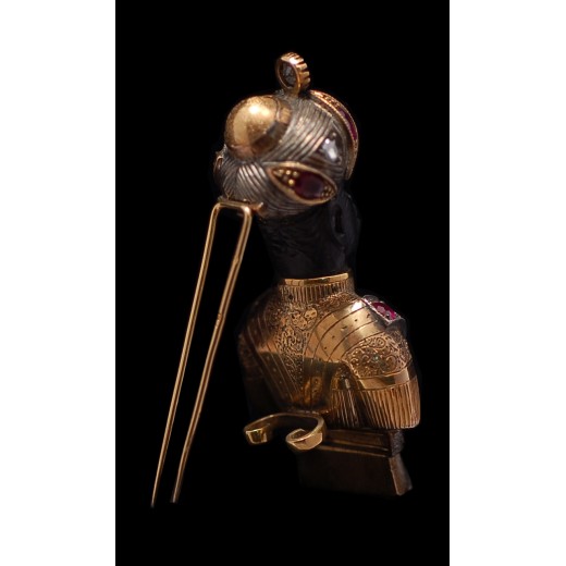 Broche personnage