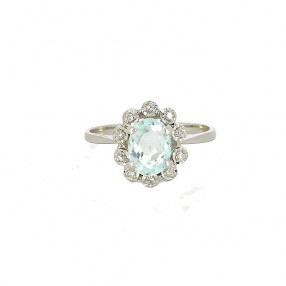 Bague forme Marguerite...