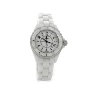 Montre Chanel j12 33mm...