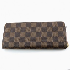 Portefeuille Louis Vuitton...