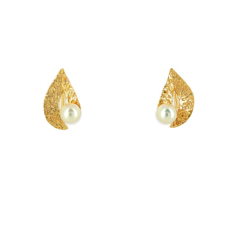 Boucles d'oreilles Louis Vuitton en or jaune 18k Monogram perles de  culture.