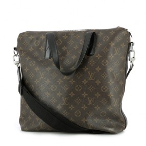 Sac Louis Vuitton Kitan en...