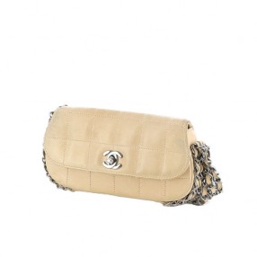 Pochette Chanel triple...