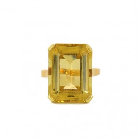 Bague en or jaune et citrine