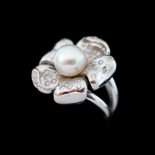 Bague moderne