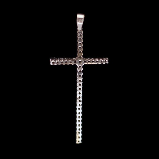 Pendentif croix en or et diamants