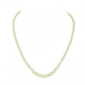 Collier de perles de...