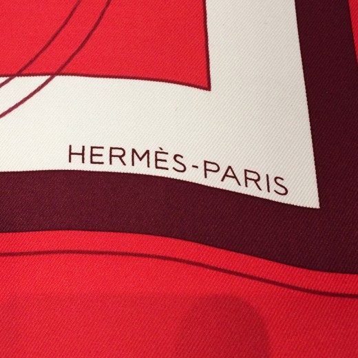 Carré Hermès 90 'Ex Libris En Kimonos' En Soie Noire Multicolore - Jamais Utilisé, Avec étiquette