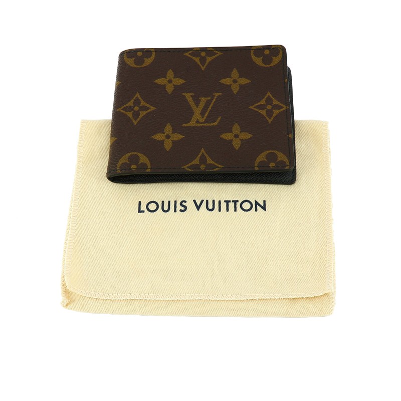 Louis Vuitton Pince - For Sale on 1stDibs