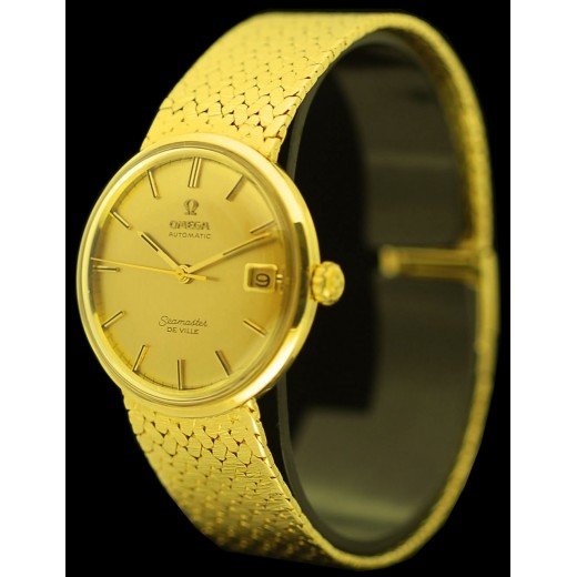 Montre Oméga Seamaster de ville en or